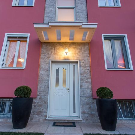 Lm House Apartman Lonato Kültér fotó