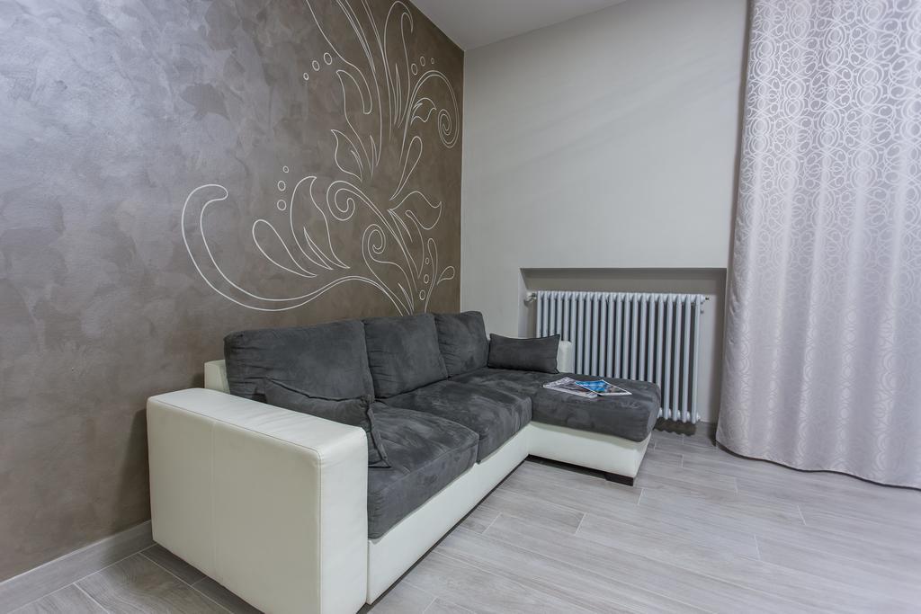 Lm House Apartman Lonato Kültér fotó