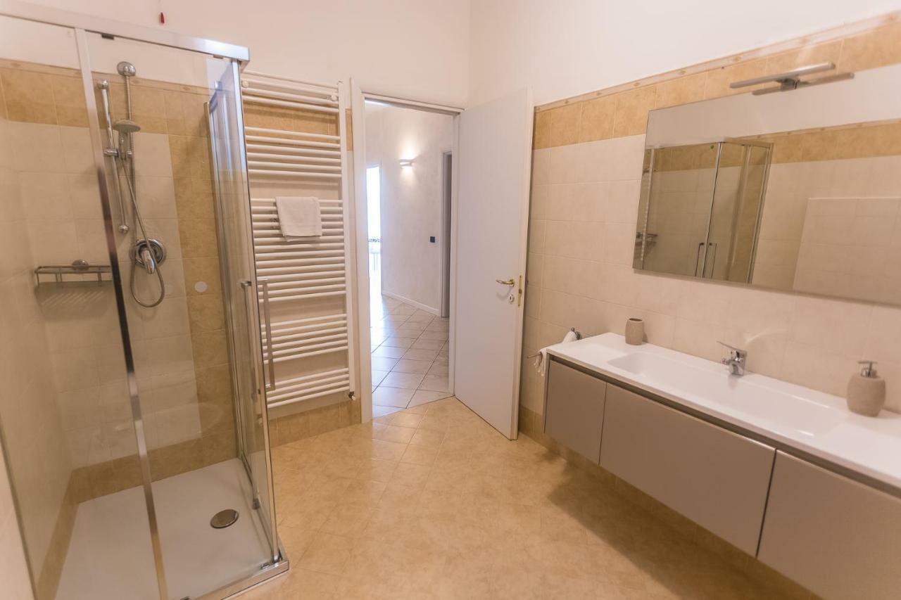 Lm House Apartman Lonato Kültér fotó