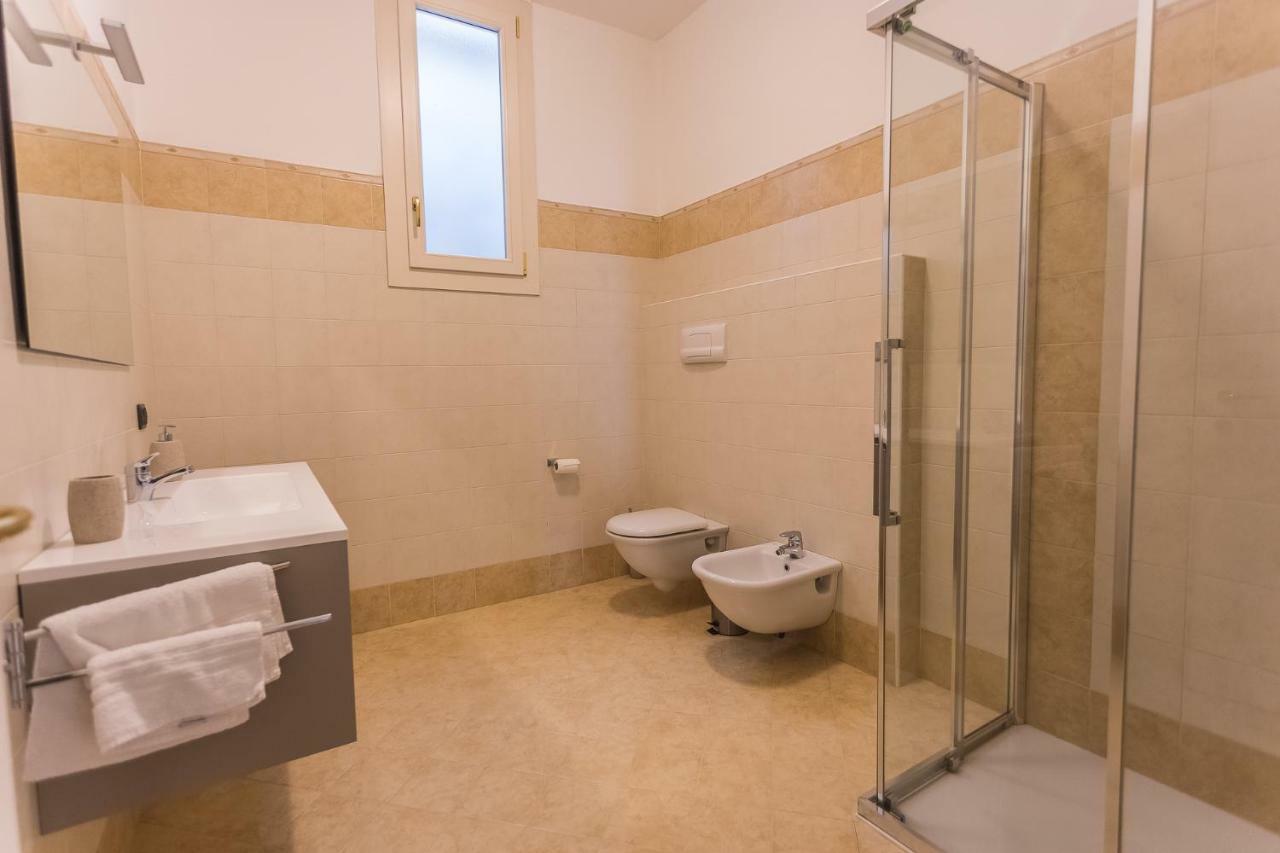 Lm House Apartman Lonato Kültér fotó