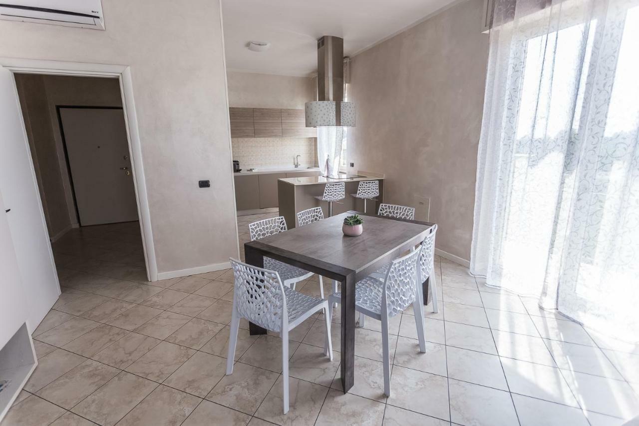 Lm House Apartman Lonato Kültér fotó