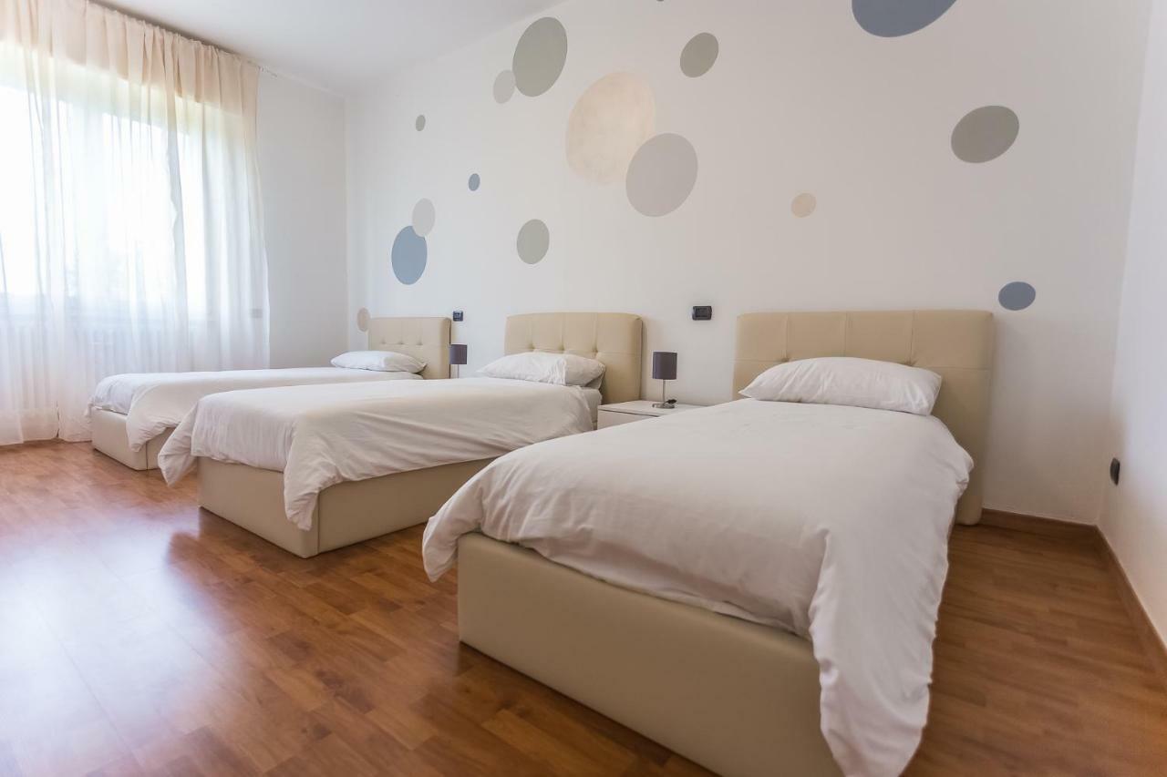 Lm House Apartman Lonato Kültér fotó